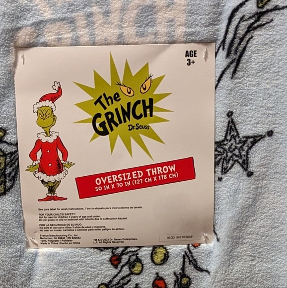 Dr Seuss How the Grinch Stole Christmas Oversized Throw Blanket 50" x 70" - Picture 1 of 3